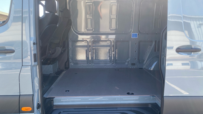 Mercedes-Benz Sprinter 319Cdi L2 Diesel Rwd 3.5t H2 Pro Van 9G-Tronic - Image 17